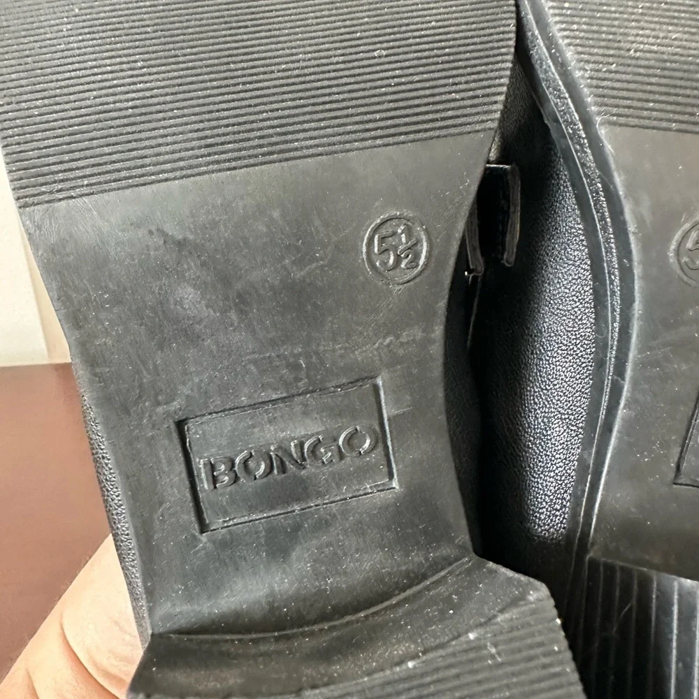 Bongo Buckle Loafers Vintage Black Faux Leather Chunky Heel Women’s Size 5.5